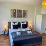 Raha Apartments - Ihr Komfortables Zuhause - Garten - Vollausstattung - Balkon - Parkplatz