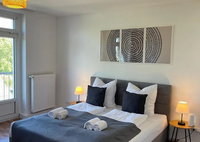 Raha Apartments - Ihr Komfortables Zuhause - Garten - Vollausstattung - Balkon - Parkplatz